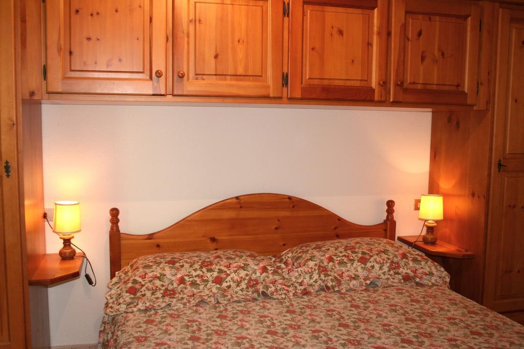 Maison Chante Lune Introd Room photo