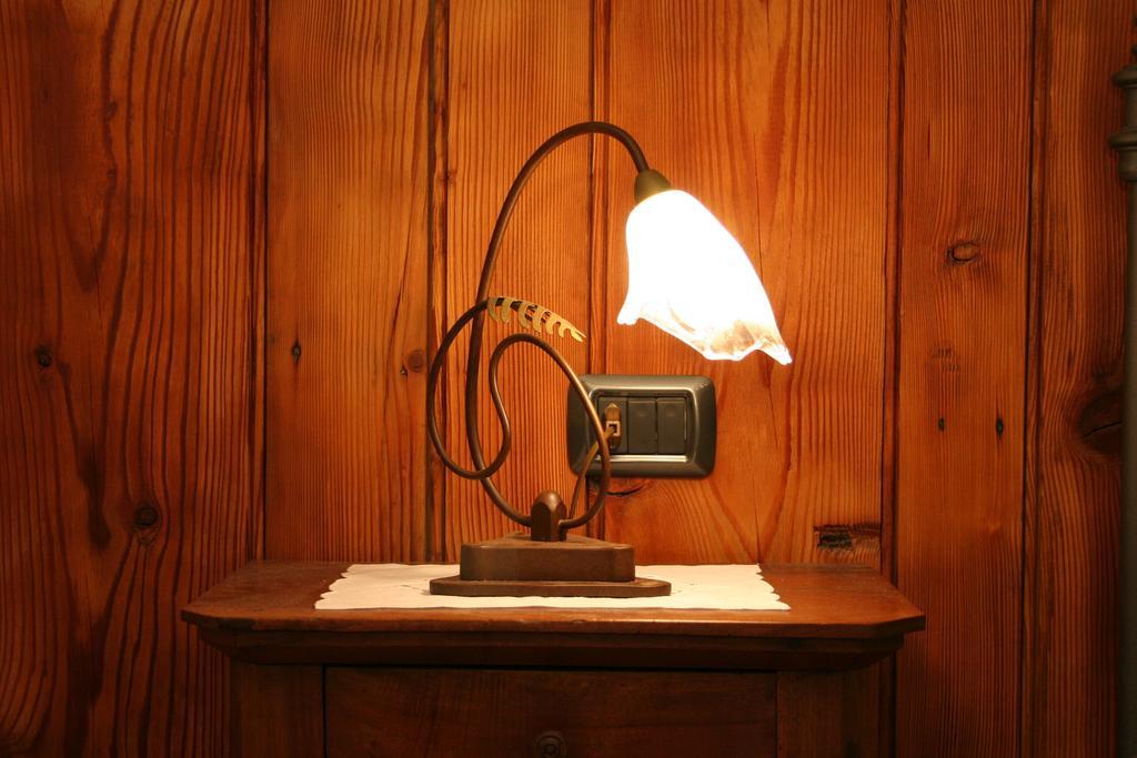 Maison Chante Lune Introd Room photo